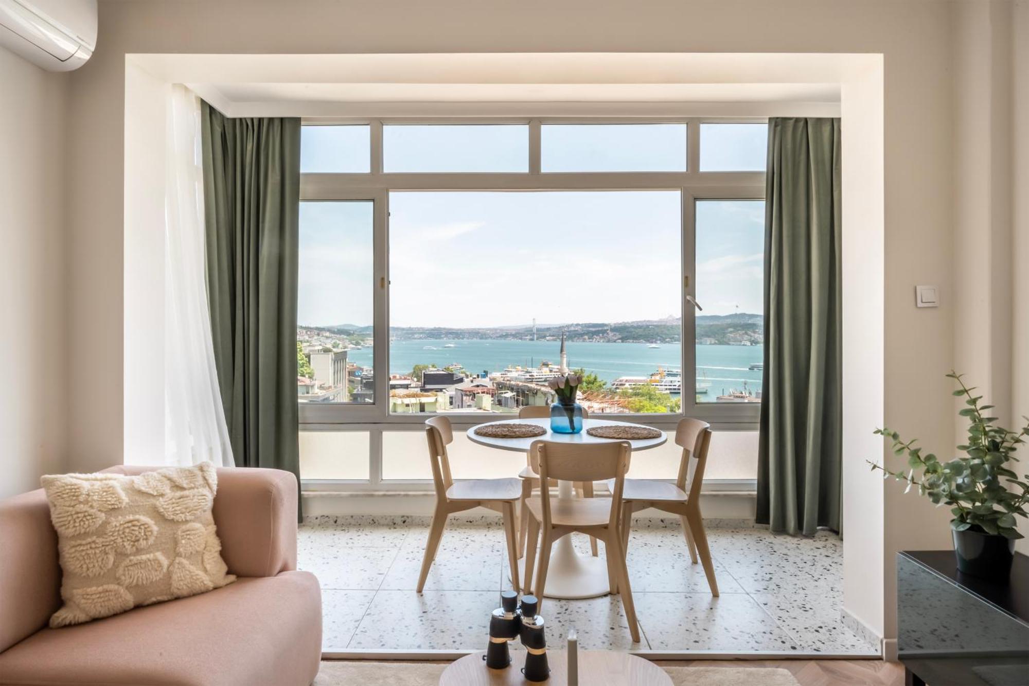 Apartment Beyond The Bosphorus #6 *